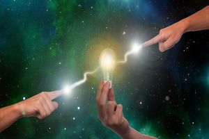 Leistungsdruck oder Freude am Lernen – wohin soll es gehen? Symbolbild: "Erkenntnis steigern durch Zusammenwirken"